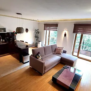 Luxury Prima Nowy Swiat , Warsaw Poland